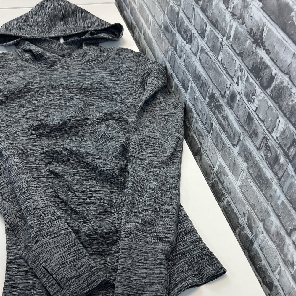Athleta Gray Long Sleeve Hooded Top - Picture 6 of 7